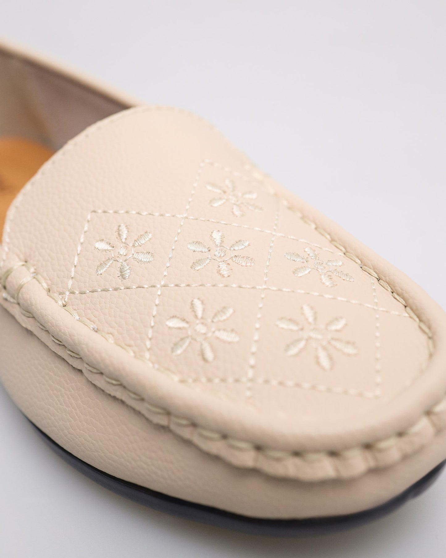 COWHAM Flowery Loafers